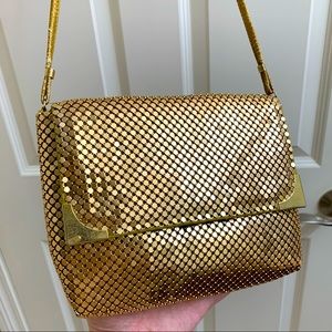 Beautiful Vintage Gold Chainmail Crossbody Purse